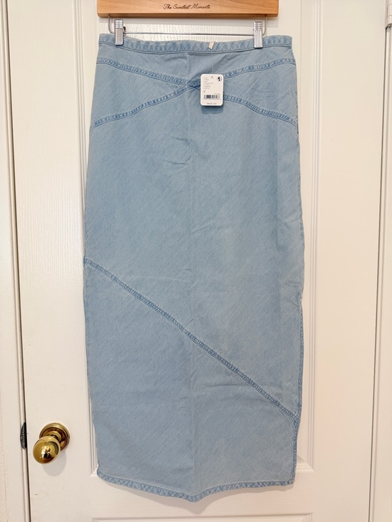 Free People Dresses & Skirts - Free People Denim Midi Skirt Size 8 Light Blue Side Slit Panel Stitching NWT